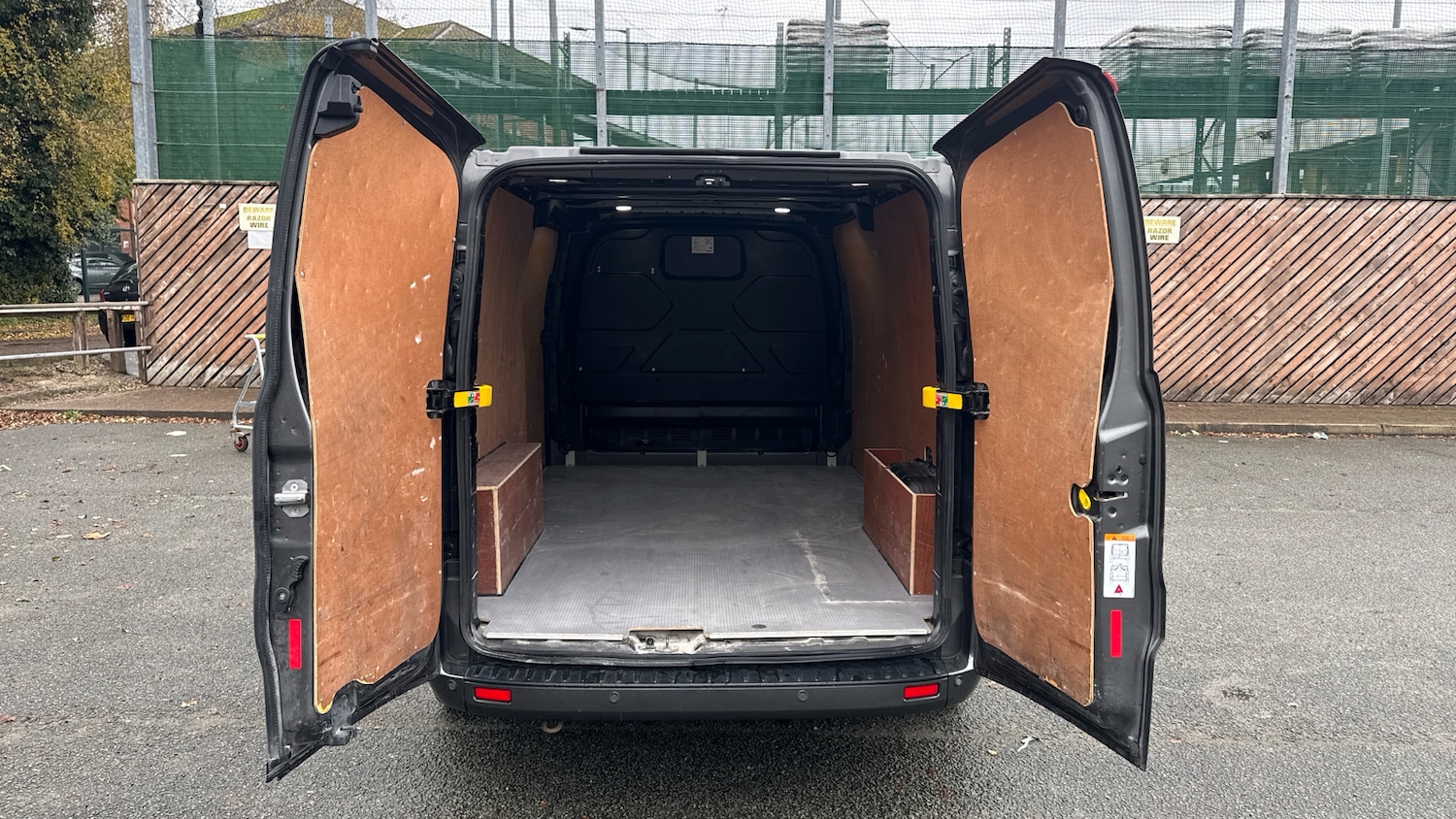 Used Ford Transit Custom 2020 for sale - 76784832: Photo 23