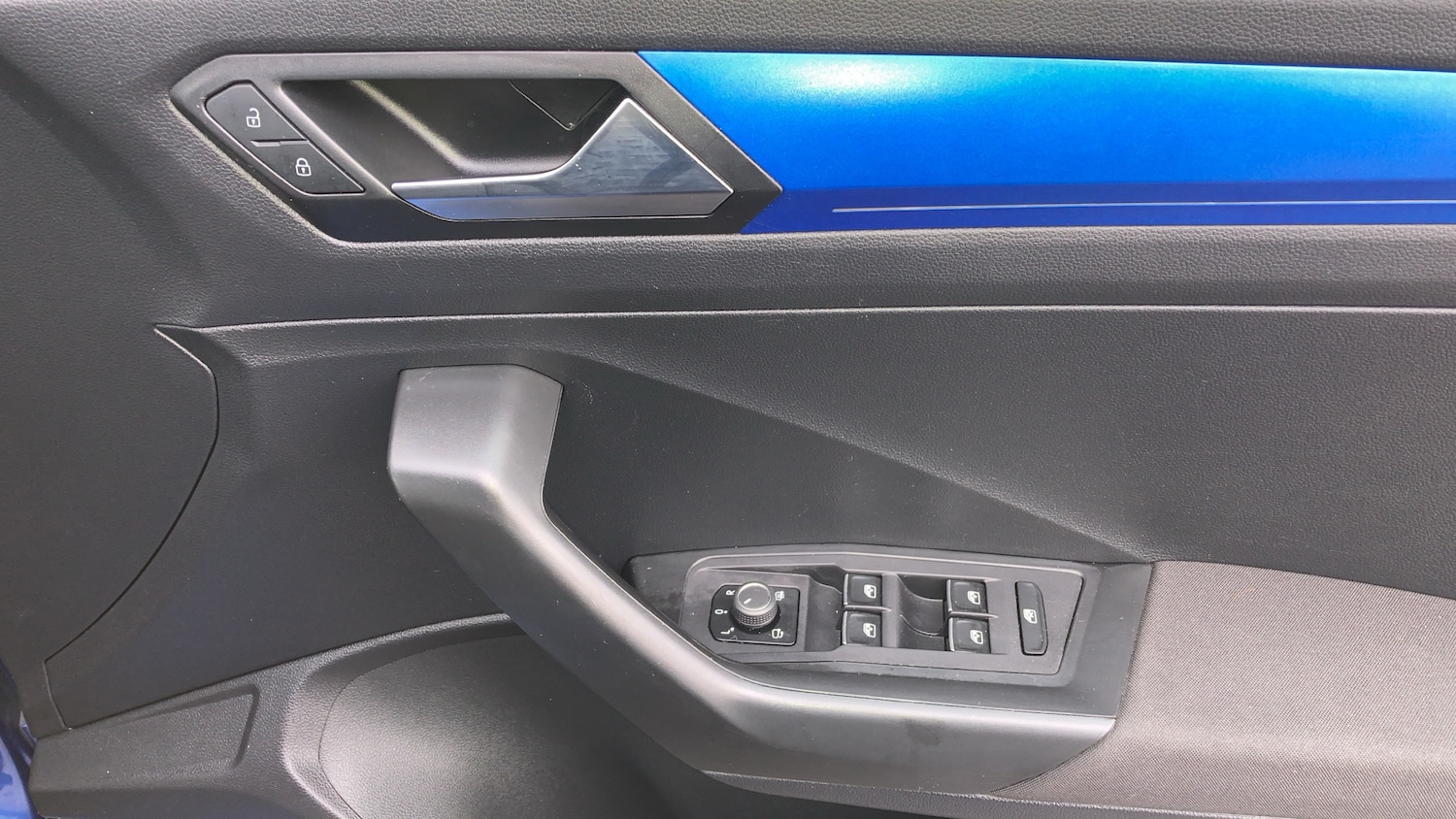 Used Volkswagen T-Roc 2019 for sale - 76464364: Photo 21