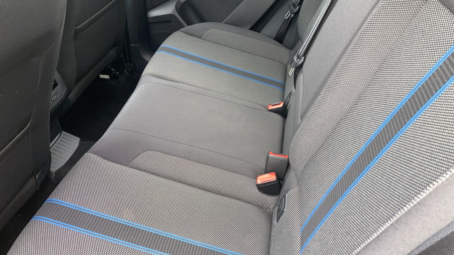 Used Volkswagen T-Roc 2019 for sale - 76464364: Photo 23