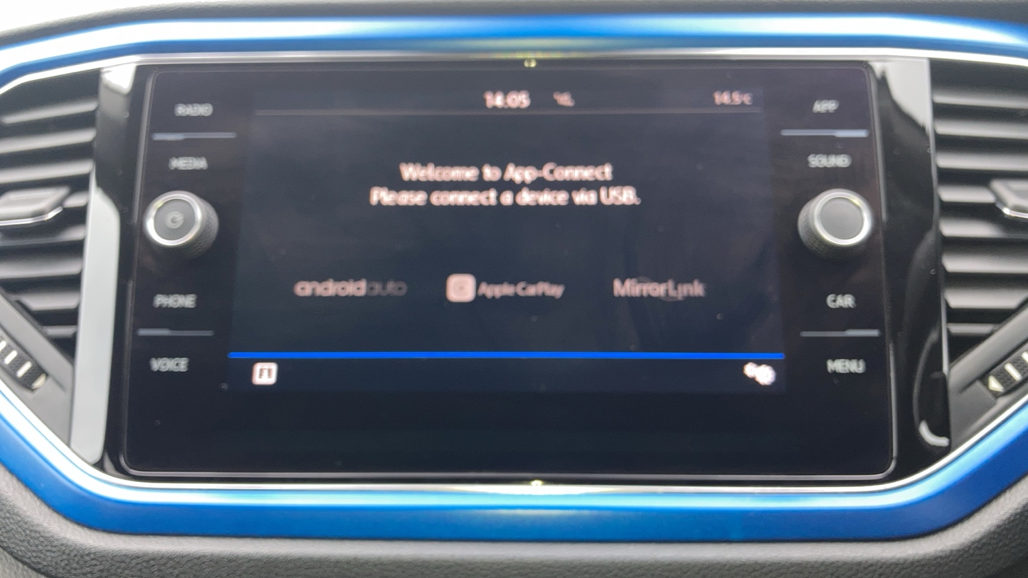 Used Volkswagen T-Roc 2019 for sale - 76464364: Photo 8