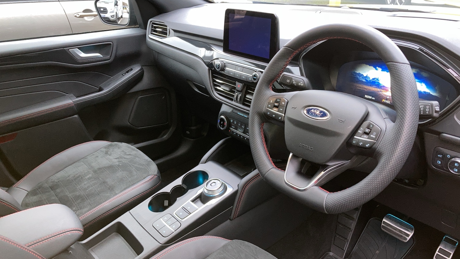 Used Ford Kuga 2022 for sale - 77459604: Photo 17