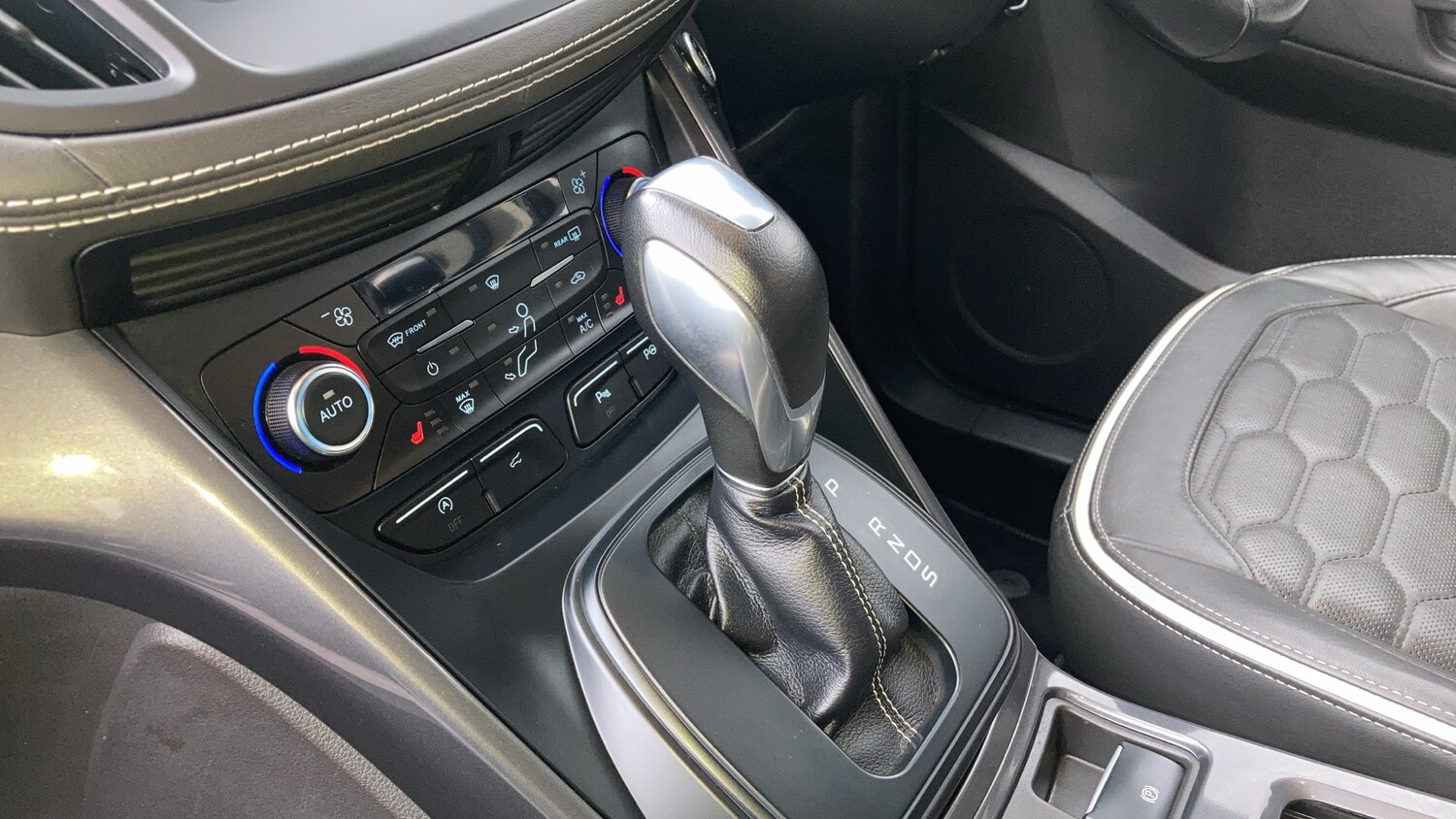 Used Ford Kuga 2019 for sale - 77996900: Photo 15