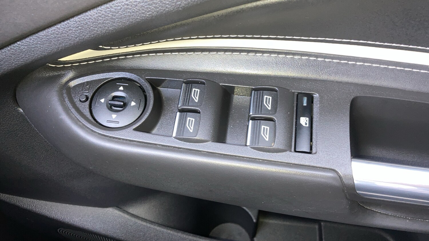 Used Ford Kuga 2019 for sale - 77996900: Photo 27