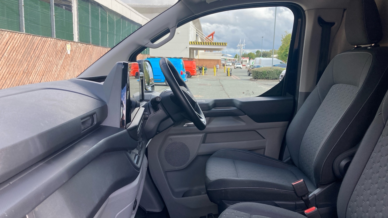 Used Ford Transit Custom 2025 for sale - 76984602: Photo 13