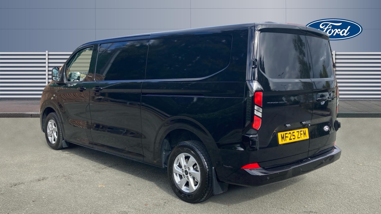 Used Ford Transit Custom 2025 for sale - 76984602: Photo 2