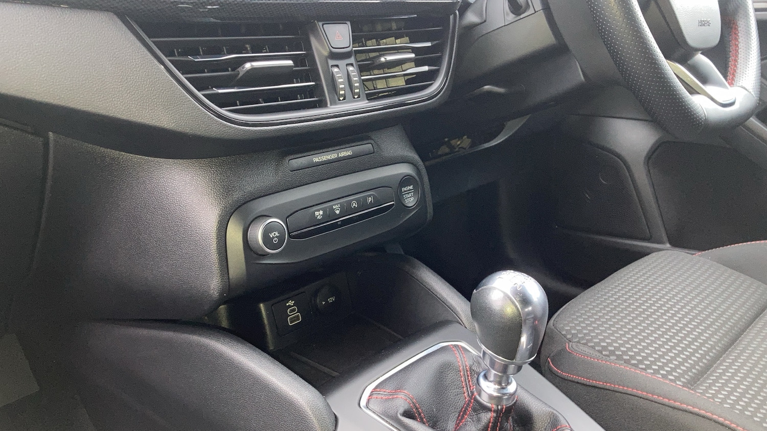 Used Ford Focus 2022 for sale - 77023961: Photo 12