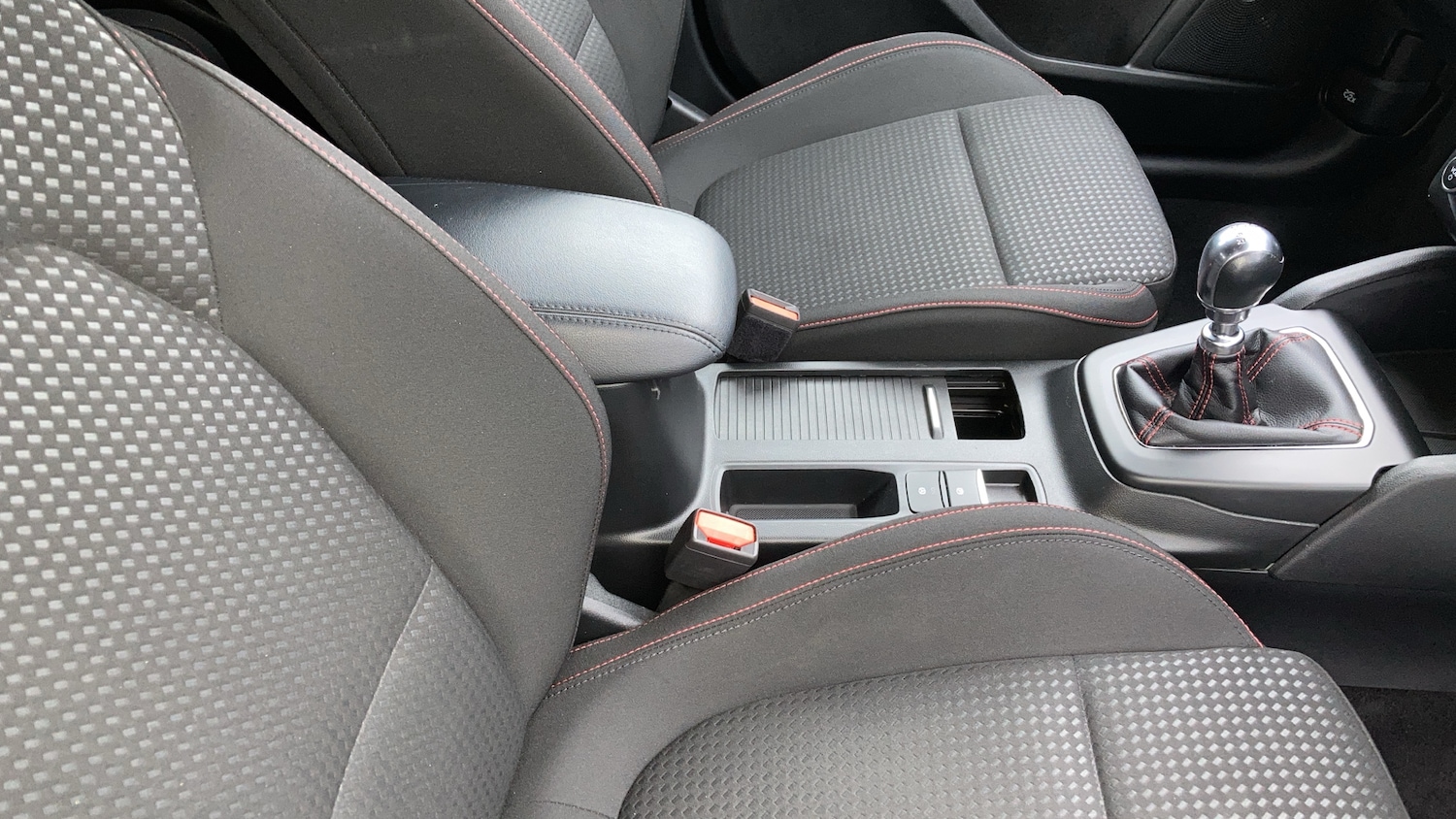 Used Ford Focus 2022 for sale - 77023961: Photo 15