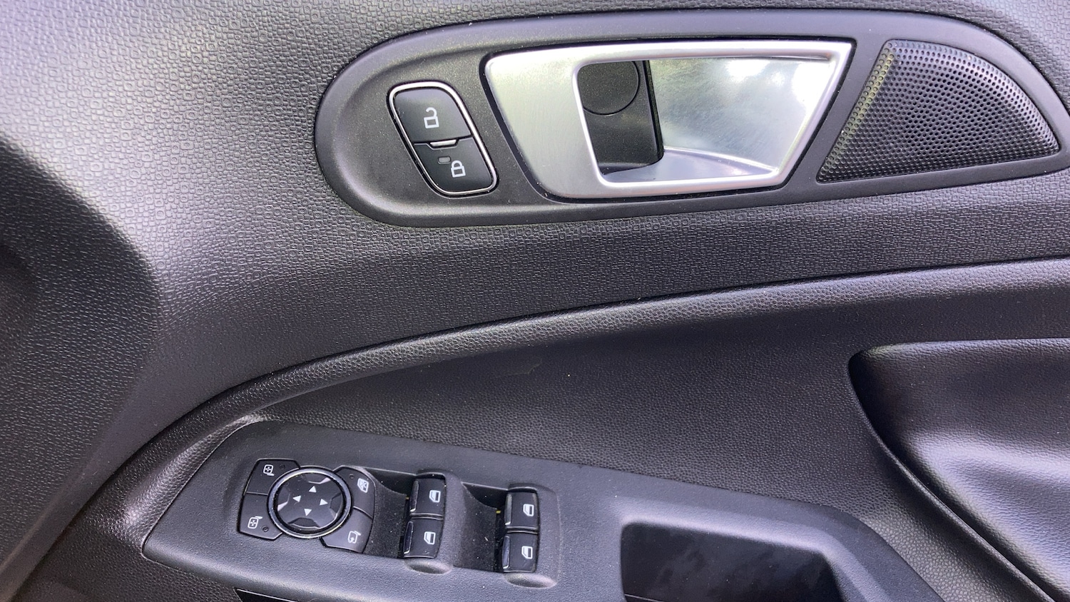 Used Ford Ecosport 2019 for sale - 76401919: Photo 19