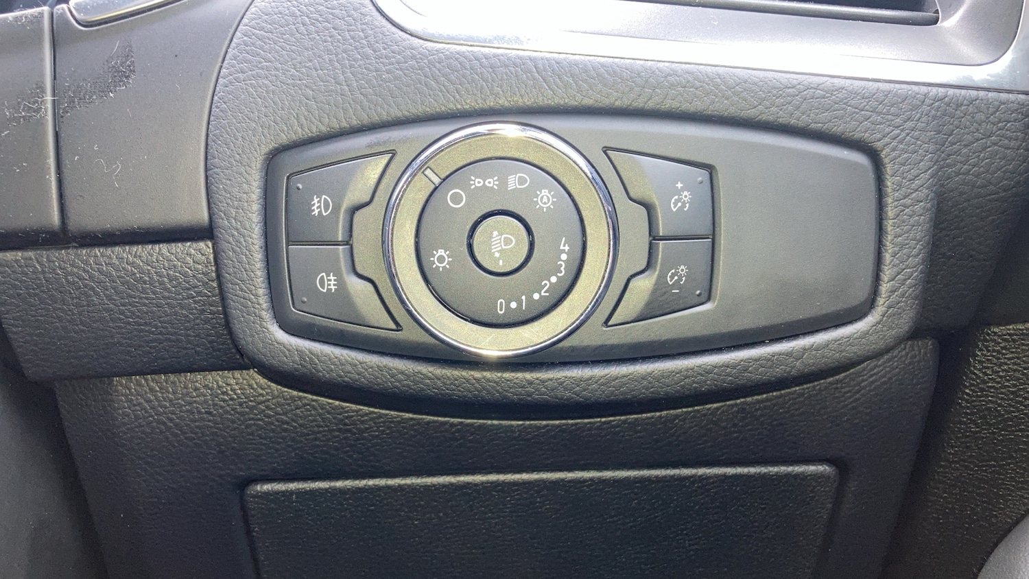 Used Ford S-Max 2022 for sale - 77062052: Photo 35