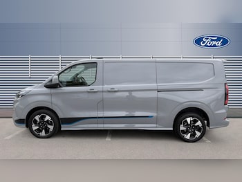 Used Ford Transit Custom 2025 for sale - 78499120: Photo