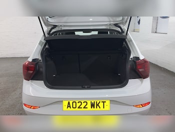 Used Volkswagen Polo 2022 for sale - 76652216: Photo