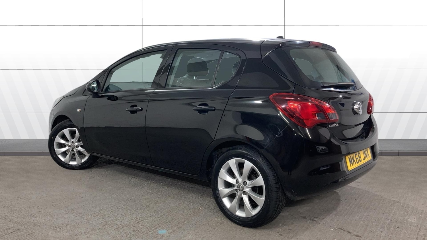 Used Vauxhall Corsa 2018 for sale - 77025276: Photo 2