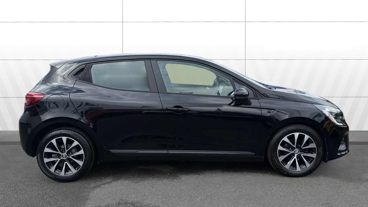 Used Renault Clio 2023 for sale - 78201806: Photo 5
