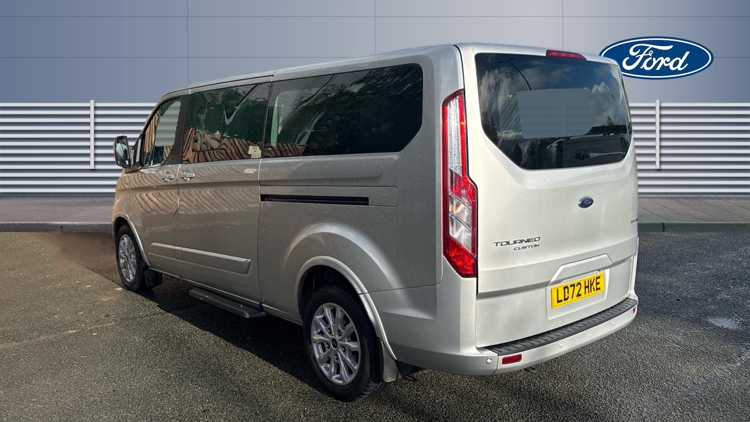Used Ford Tourneo Custom 2022 for sale - 76374597: Photo 2