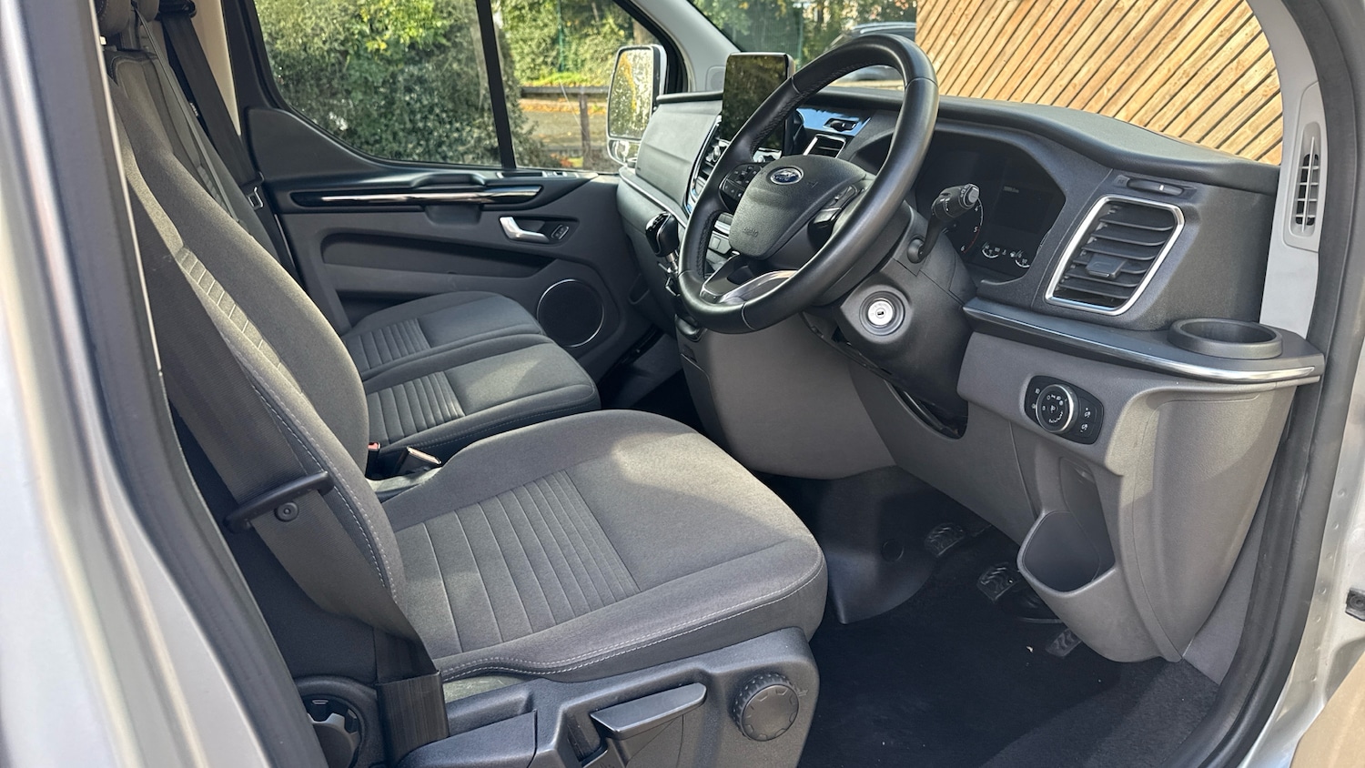 Used Ford Tourneo Custom 2022 for sale - 76374597: Photo 4
