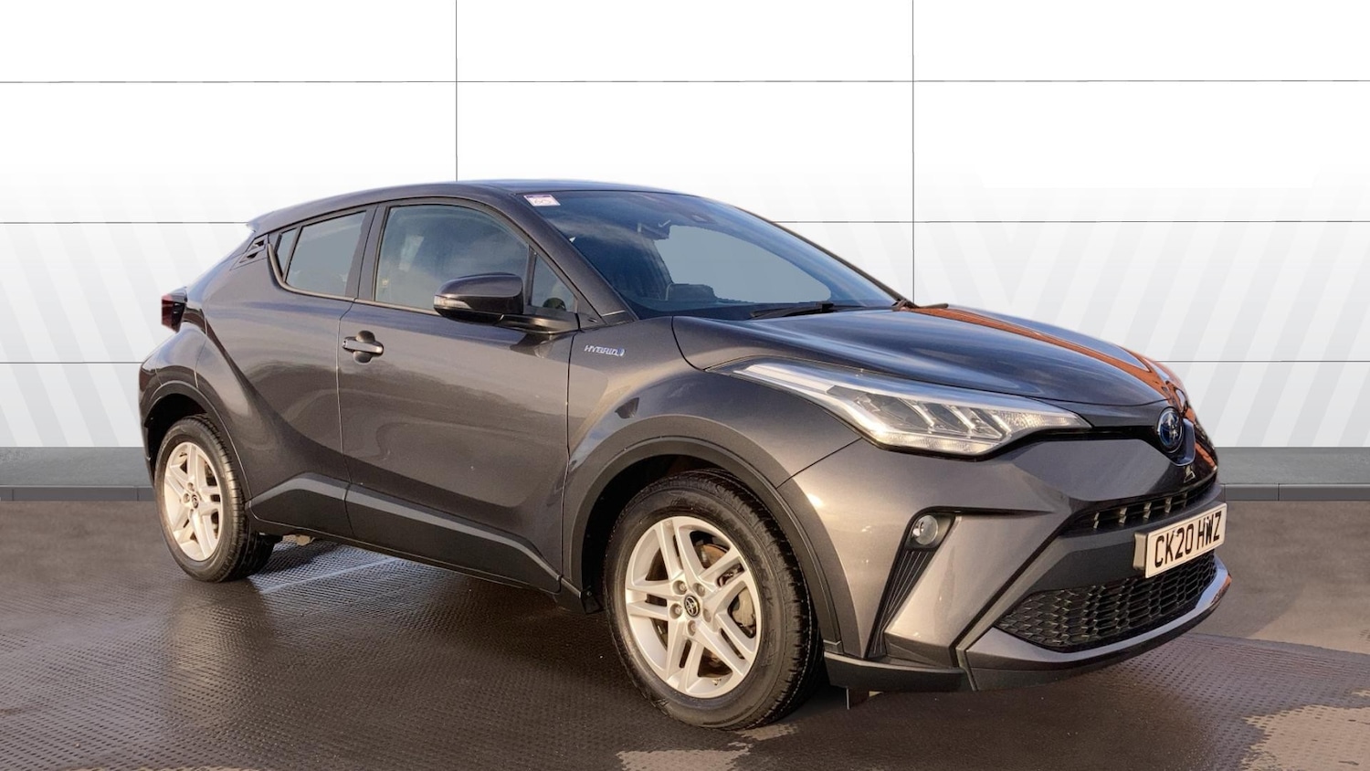 Used Toyota C-HR 2020 for sale - 76963199: Photo 1