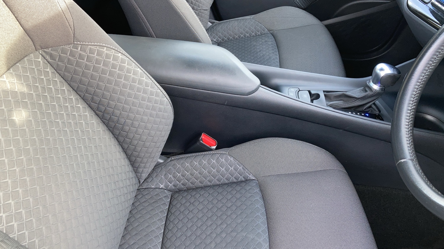 Used Toyota C-HR 2020 for sale - 76963199: Photo 14