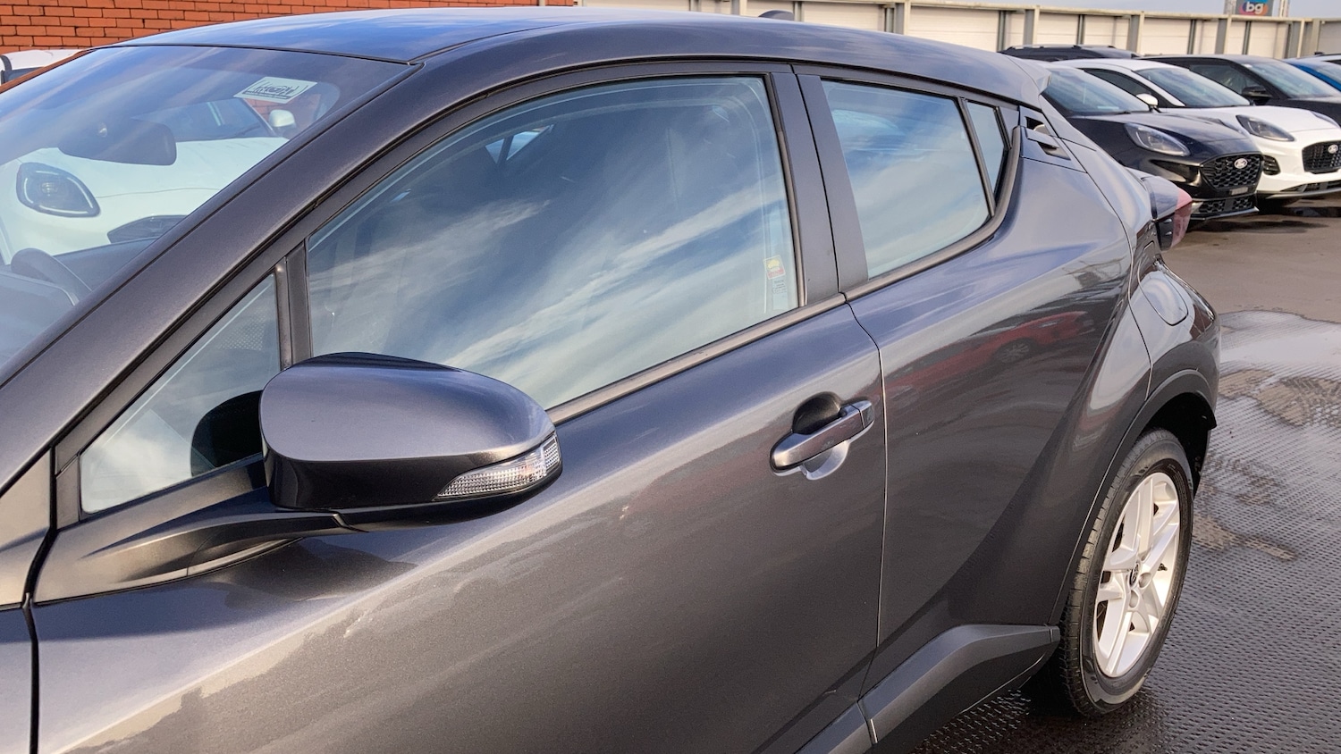 Used Toyota C-HR 2020 for sale - 76963199: Photo 37