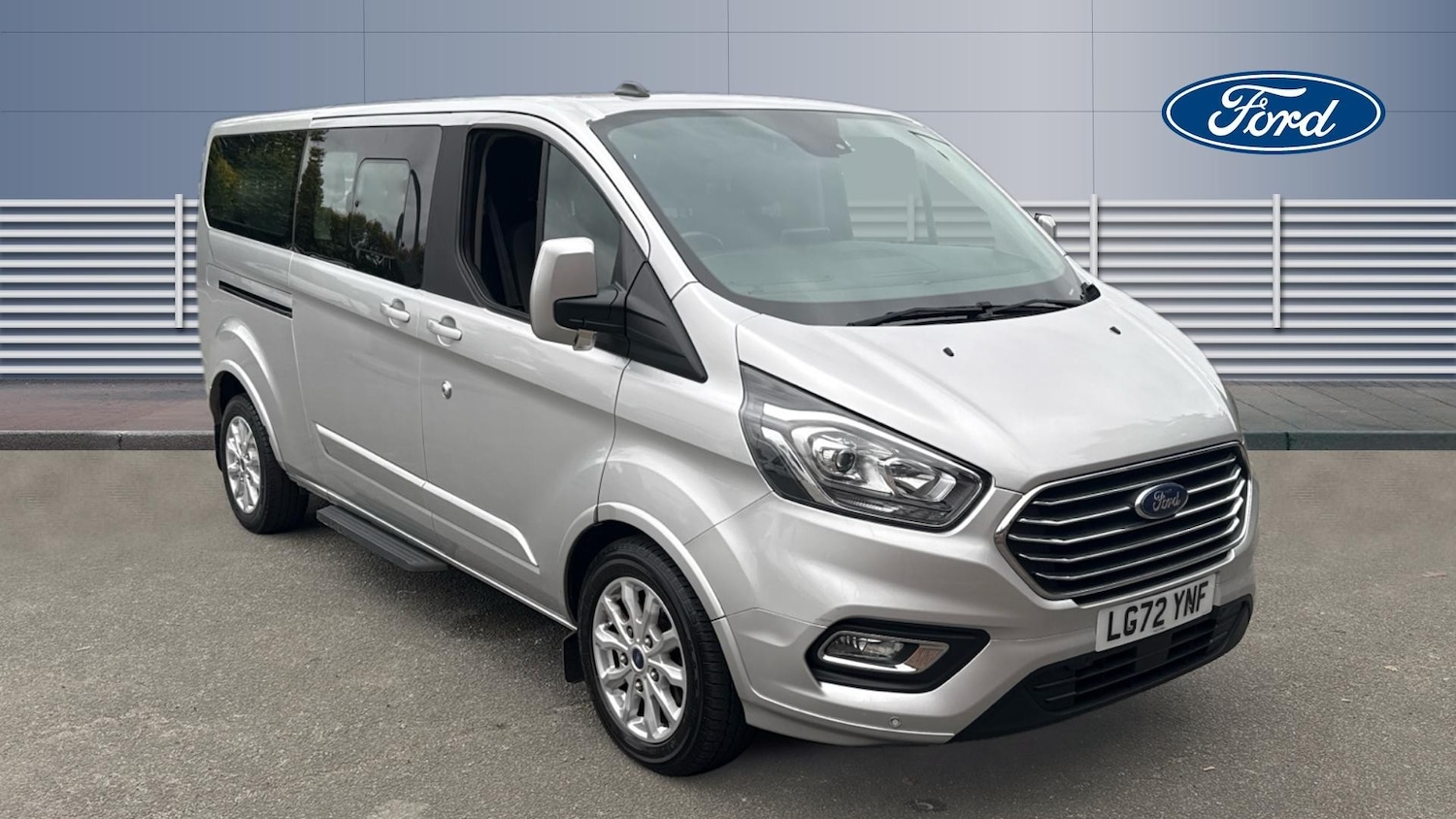 Used Ford Tourneo Custom 2022 for sale - 76362846: Photo 1