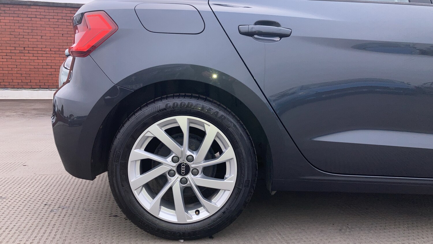 Used Audi A1 2021 for sale - 76274377: Photo 26
