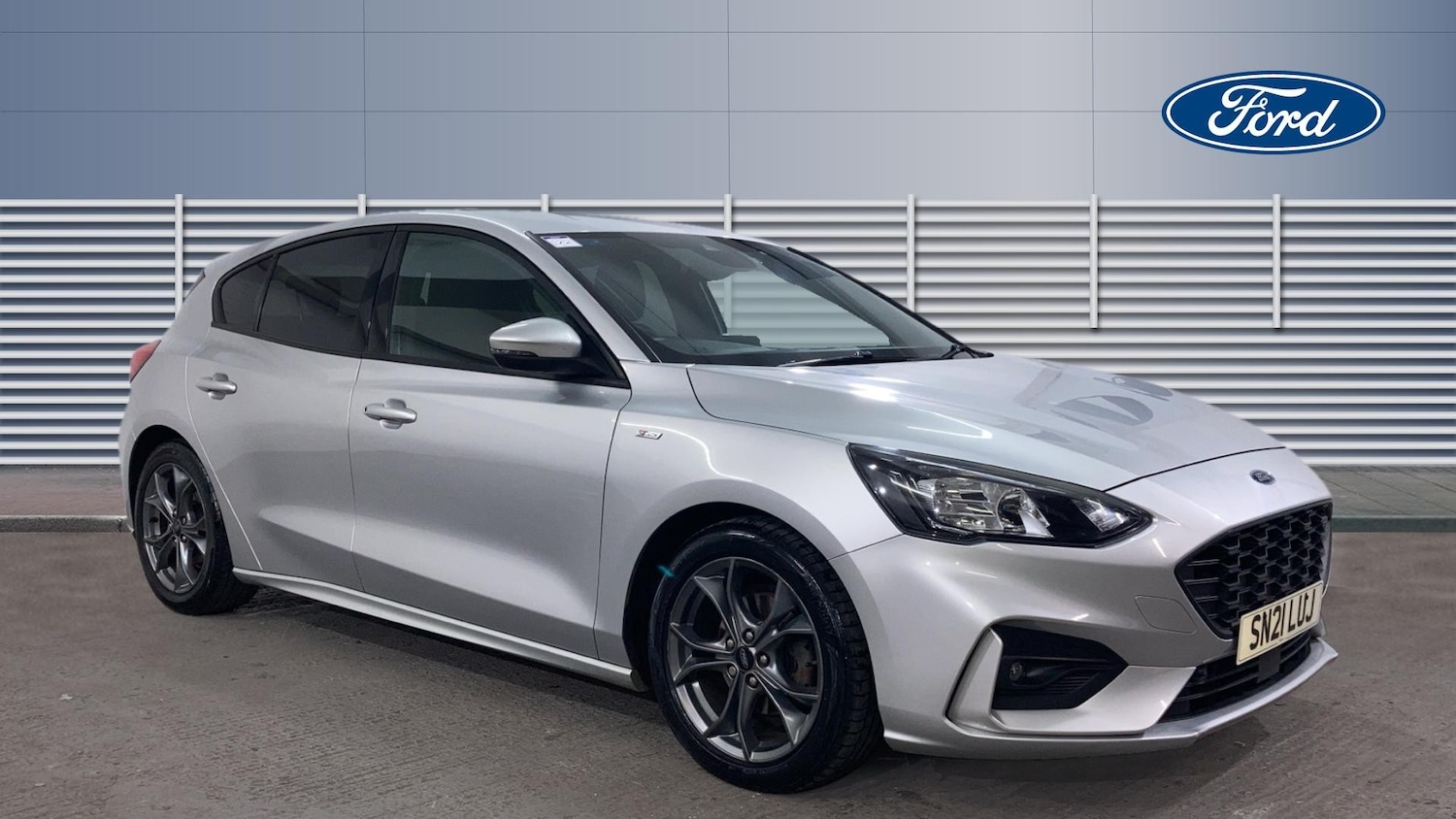 Used Ford Focus 2021 for sale - 76792884: Photo 1