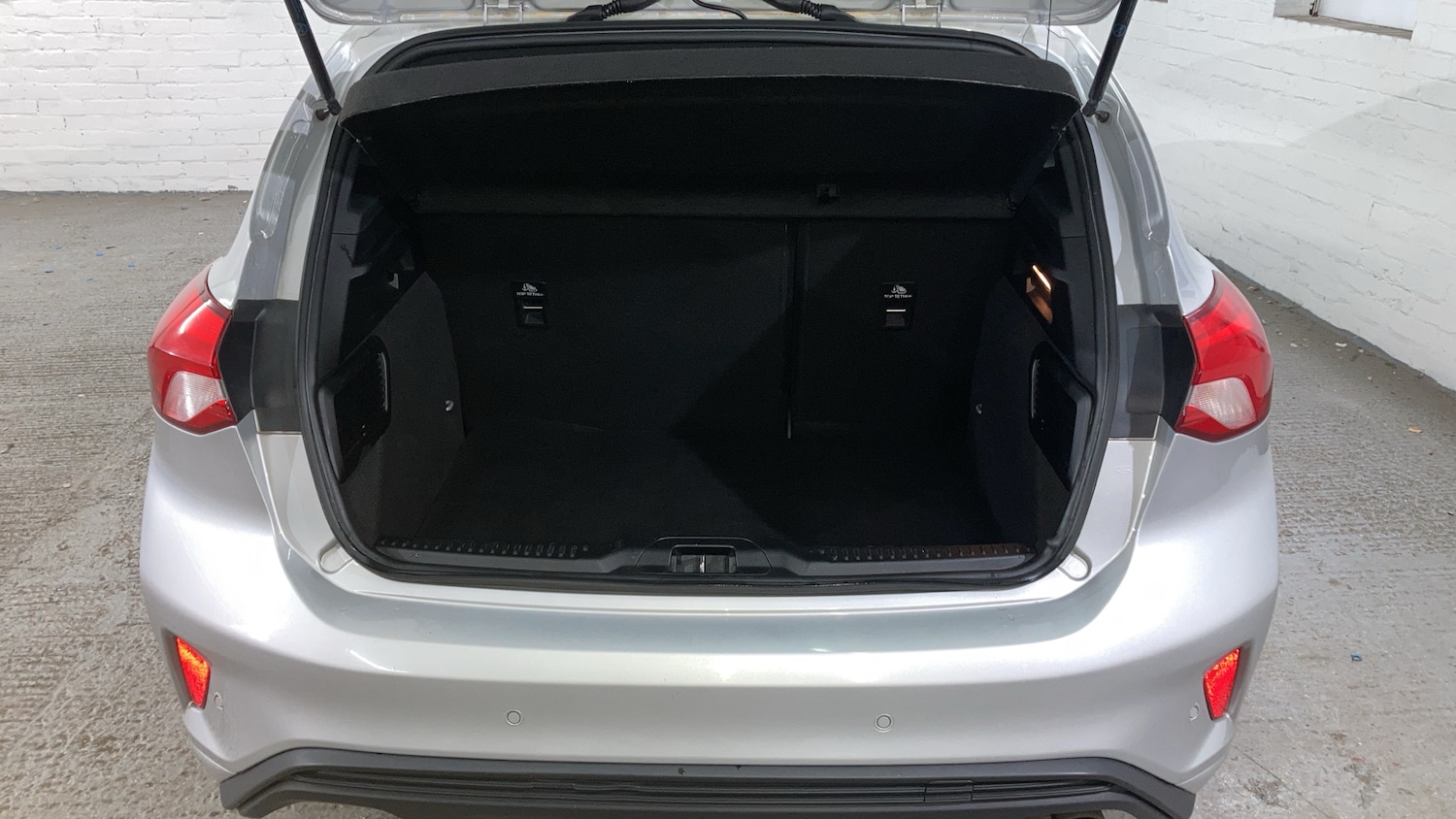 Used Ford Focus 2021 for sale - 76792884: Photo 4