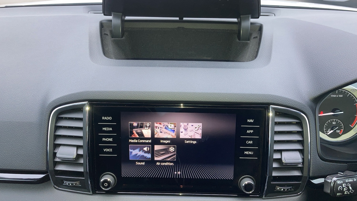 Used Skoda Karoq 2019 for sale - 76299216: Photo 19