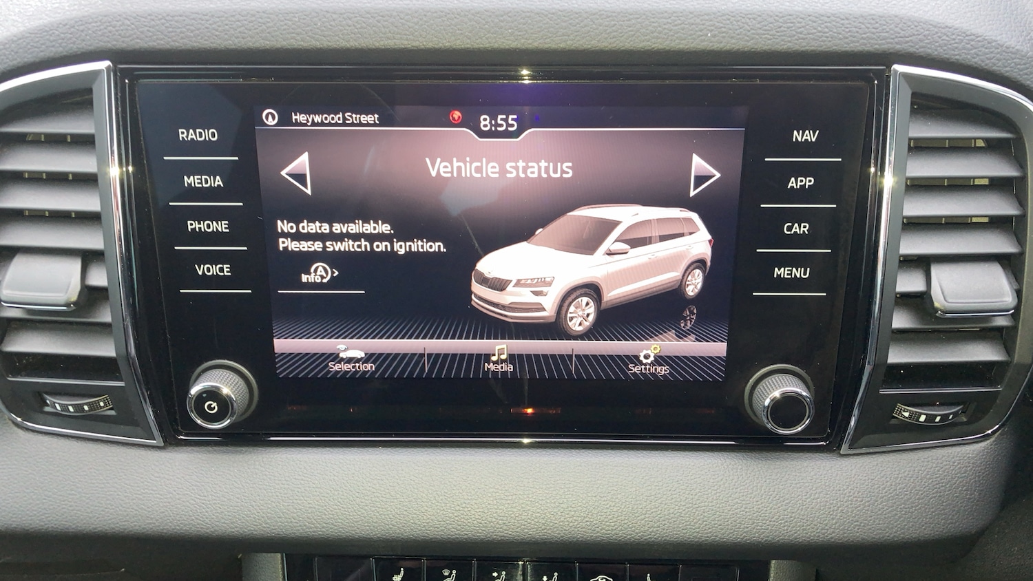 Used Skoda Karoq 2019 for sale - 76299216: Photo 46