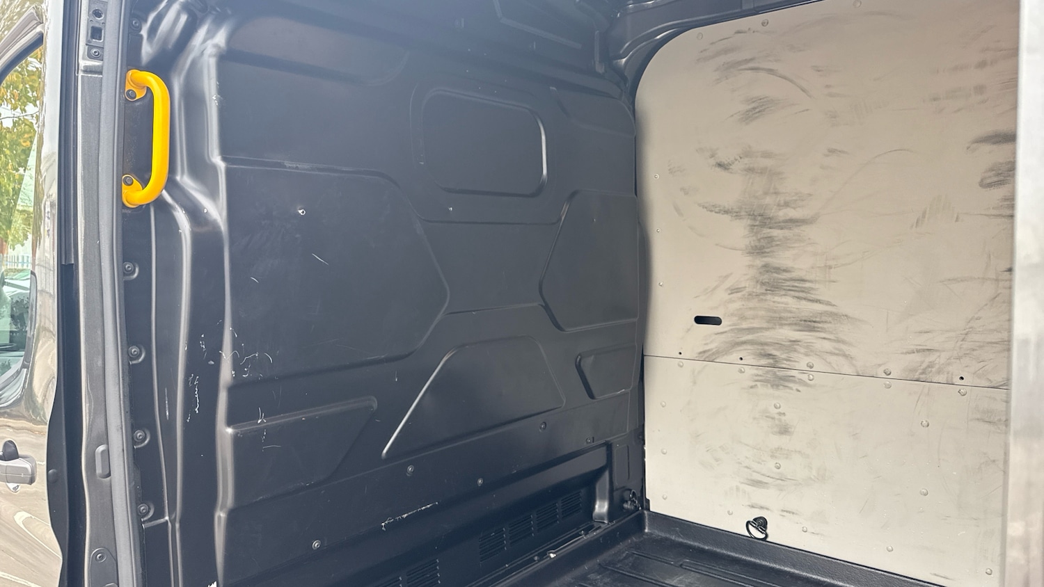 Used Ford Transit 2024 for sale - 76364347: Photo 18