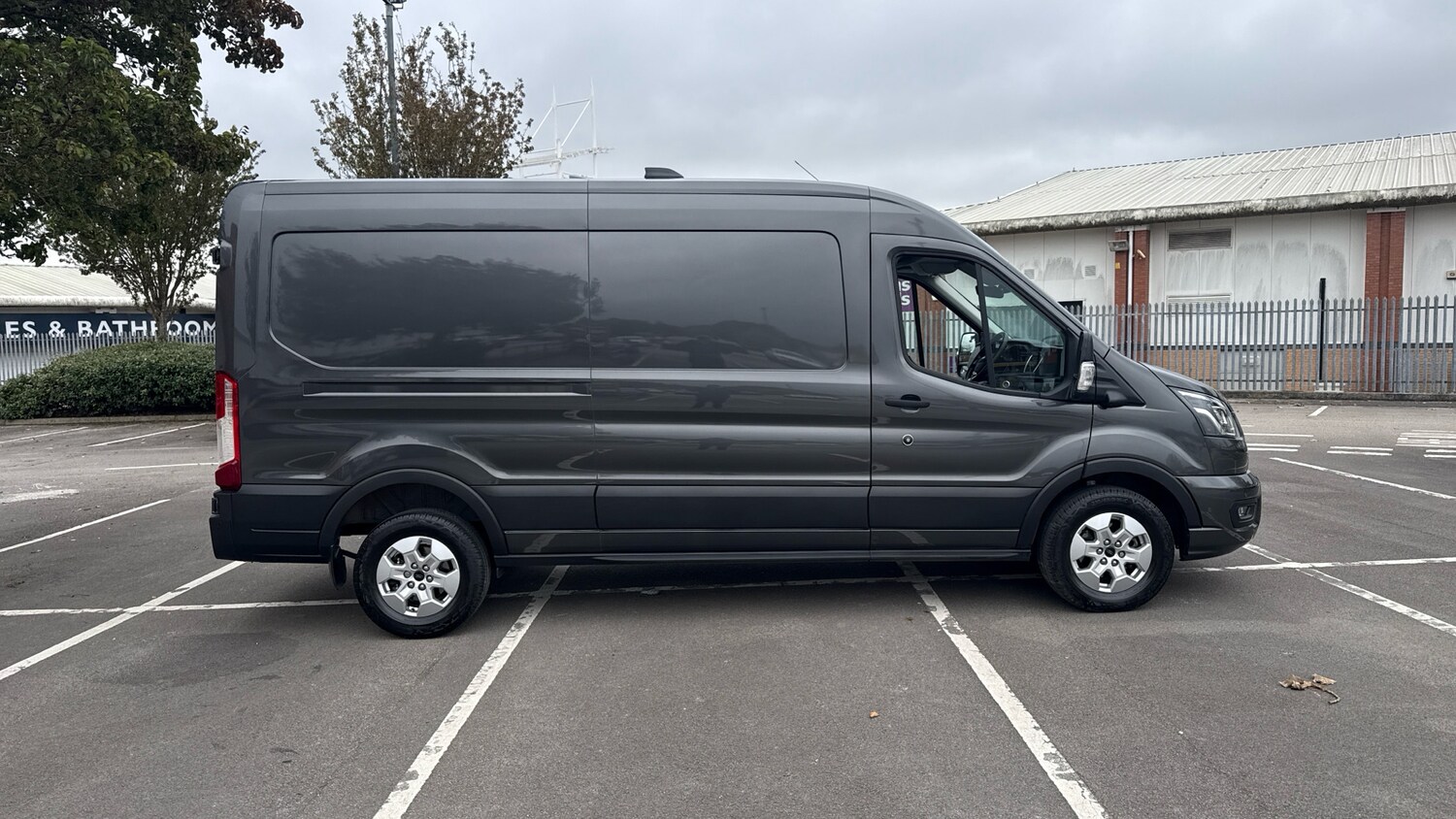 Used Ford Transit 2024 for sale - 76364347: Photo 22