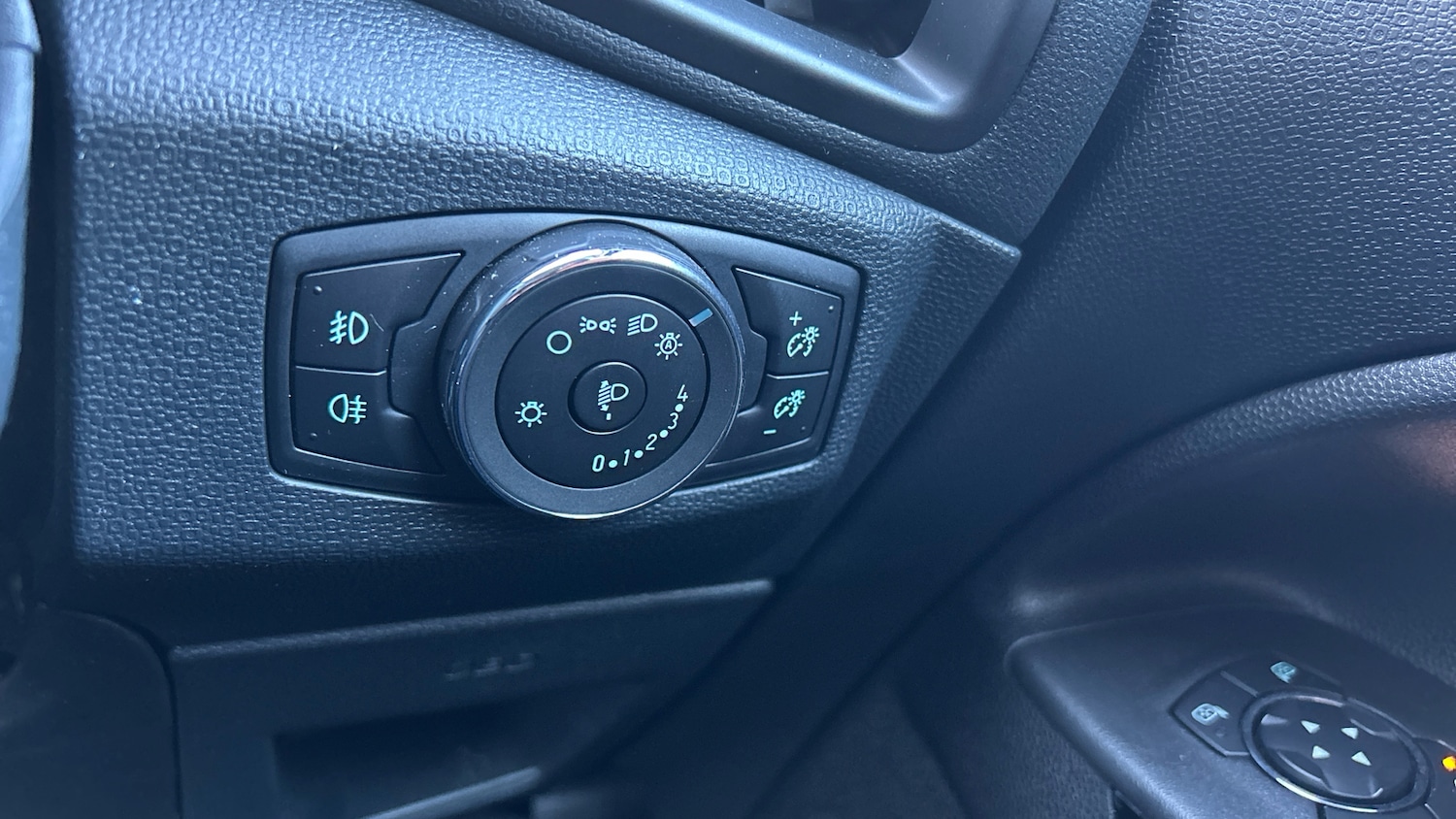 Used Ford Ecosport 2023 for sale - 77898750: Photo 23