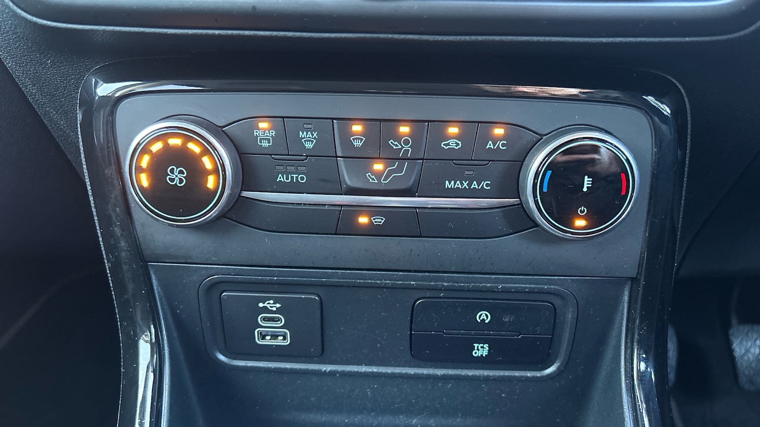 Used Ford Ecosport 2023 for sale - 77898750: Photo 25