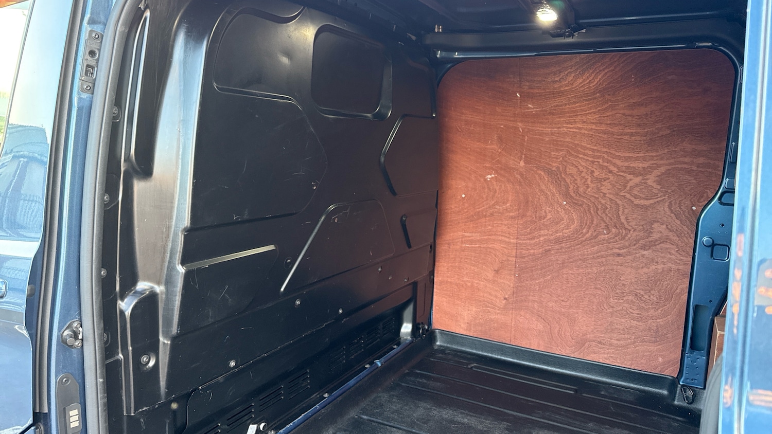 Used Ford Transit Custom 2020 for sale - 76946687: Photo 18