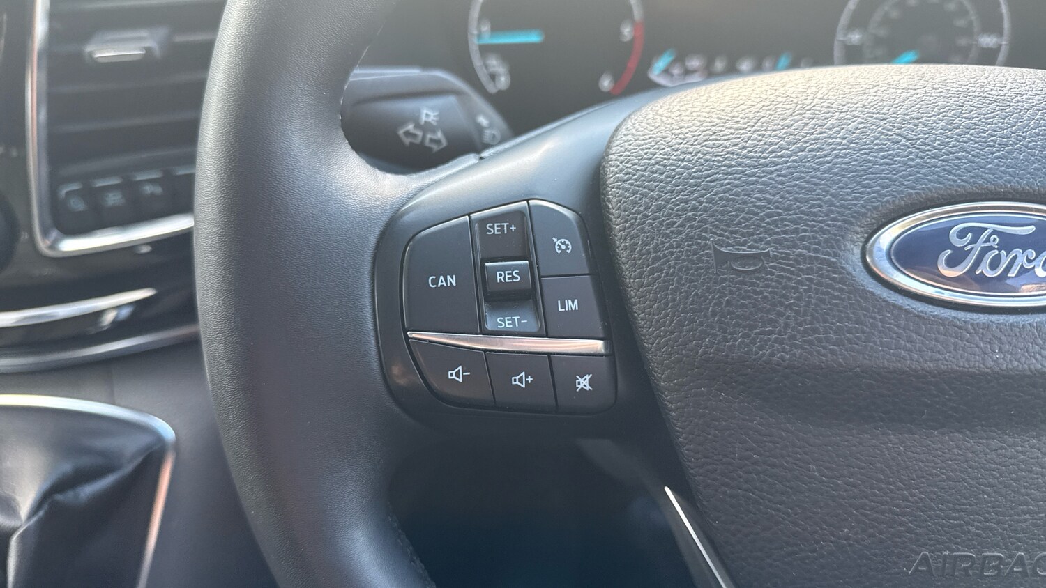 Used Ford Tourneo Custom 2023 for sale - 76368959: Photo 8