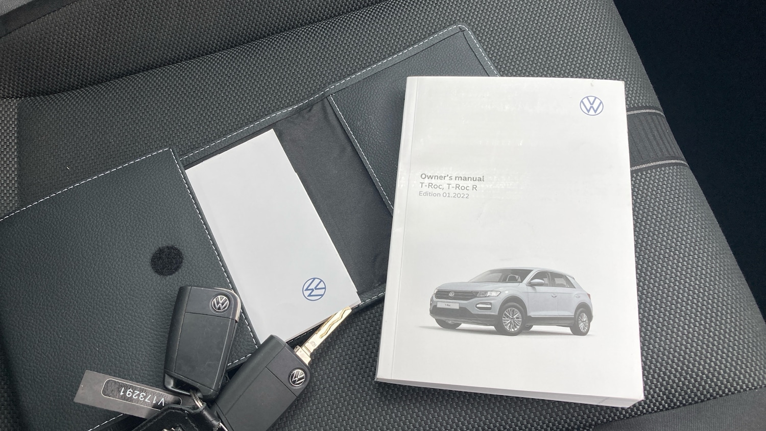 Used Volkswagen T-Roc 2022 for sale - 76766795: Photo 19