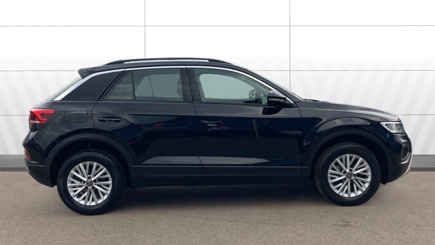 Used Volkswagen T-Roc 2022 for sale - 76766795: Photo 5