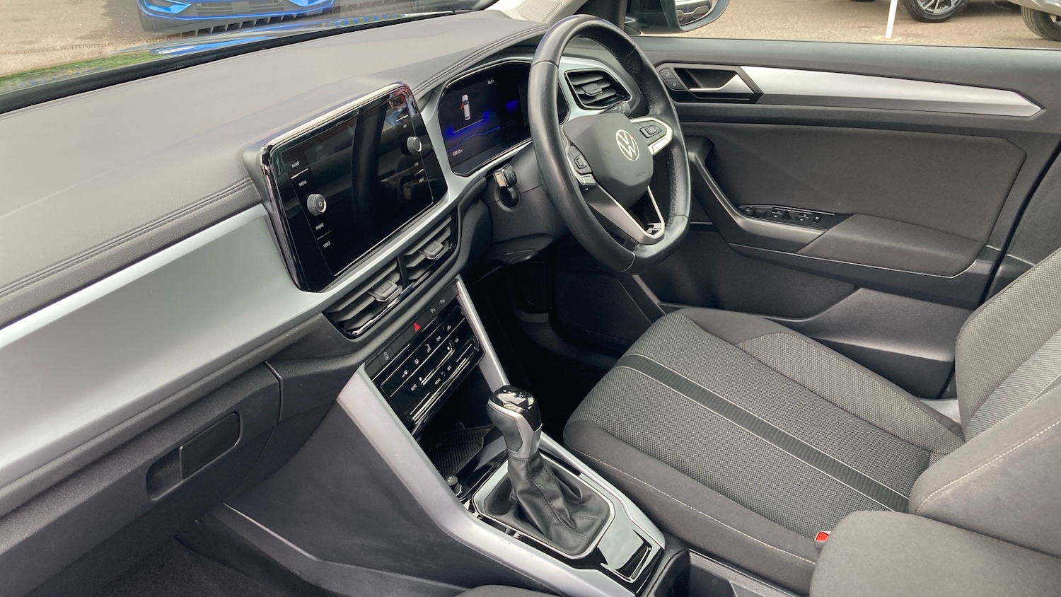 Used Volkswagen T-Roc 2022 for sale - 76766795: Photo 9