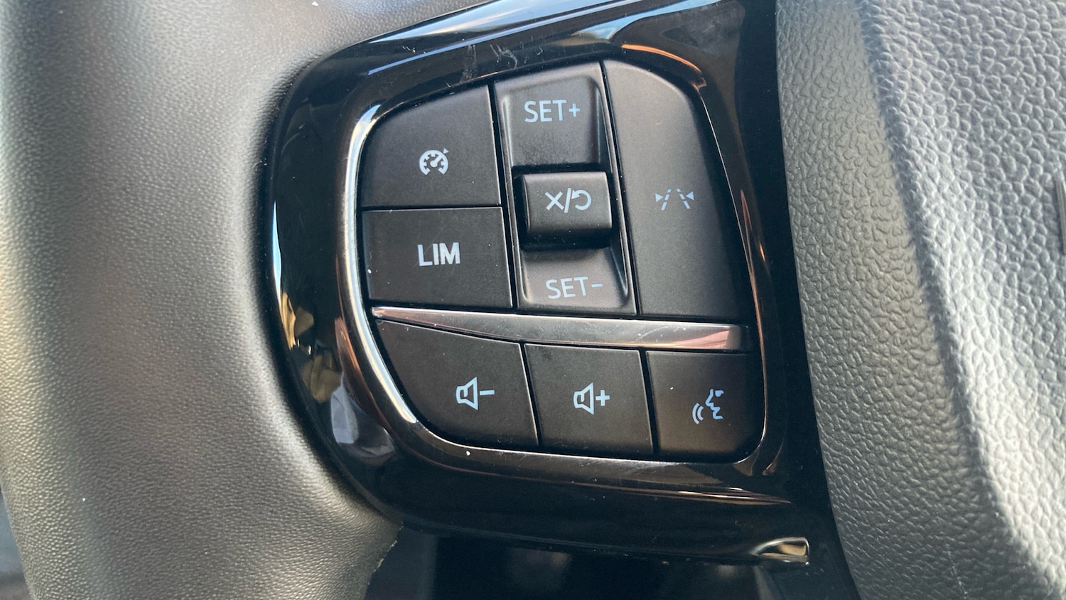 Used Ford Transit Custom 2023 for sale - 76946688: Photo 8