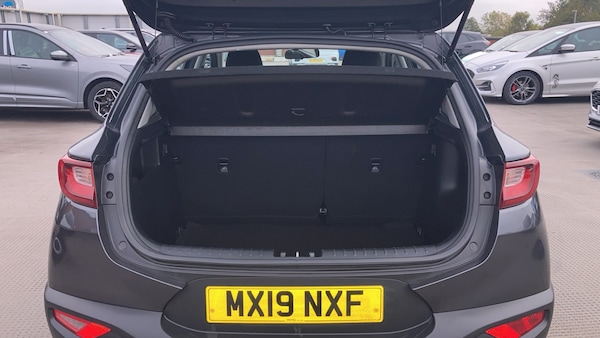 Used Kia Stonic 2019 for sale - 76253902: Photo 27