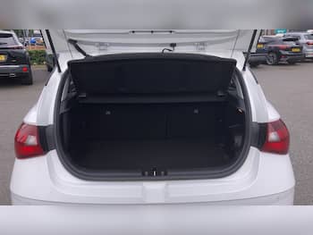 Used Hyundai i20 2021 for sale - 79683335: Photo