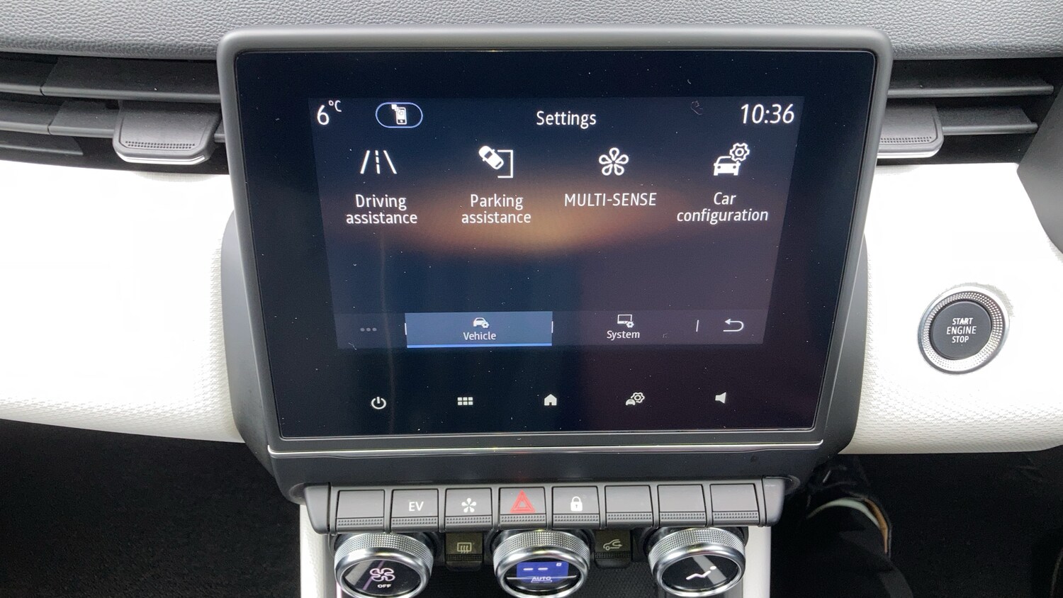 Used Renault Clio 2022 for sale - 77570519: Photo 40