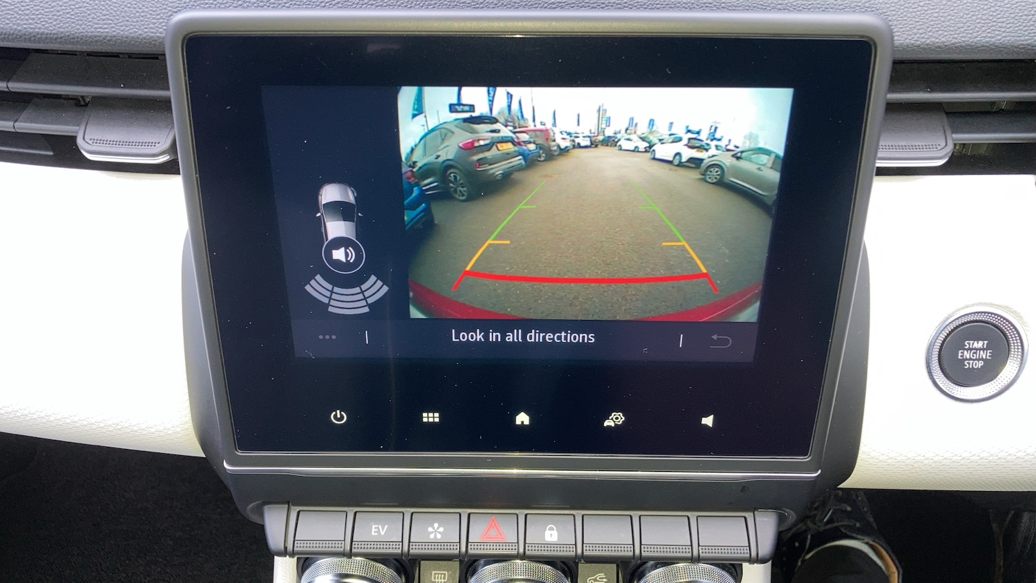 Used Renault Clio 2022 for sale - 77570519: Photo 9