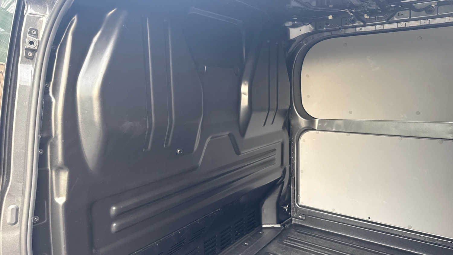 Used Ford Transit Custom 2024 for sale - 76363281: Photo 15