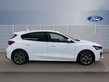 Used Ford Focus 2022 for sale - 77530156: Photo