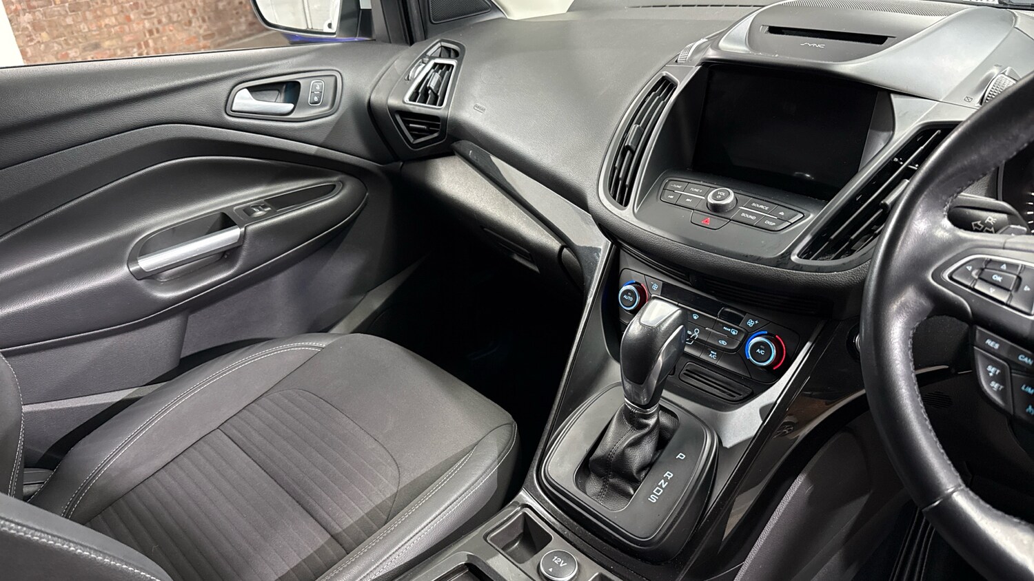 Used Ford Kuga 2017 for sale - 78038522: Photo 17