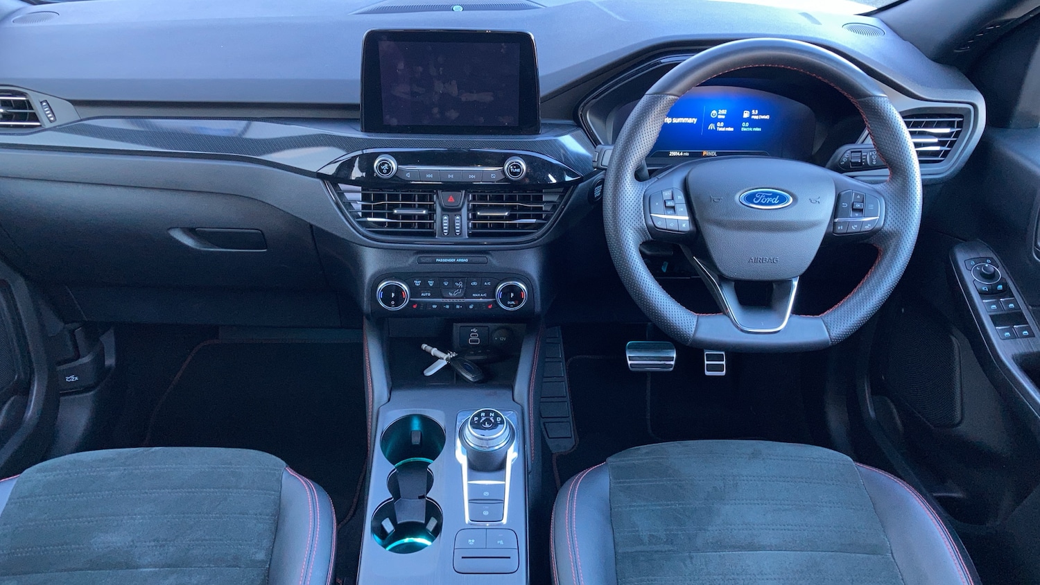 Used Ford Kuga 2023 for sale - 76653143: Photo 13