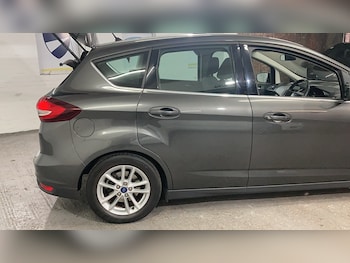 Used Ford C-Max 2017 for sale - 76055940: Photo 2