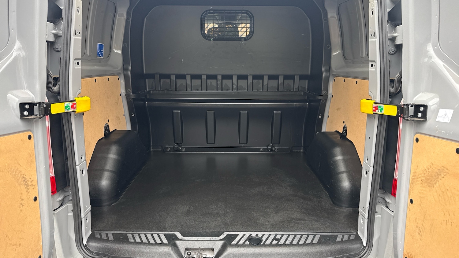 Used Ford Transit Custom 2023 for sale - 76490344: Photo 22