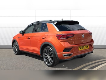 Used Volkswagen T-Roc 2018 for sale - 79457054: Photo