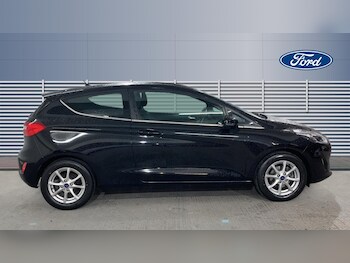 Used Ford Fiesta 2017 for sale - 76948196: Photo
